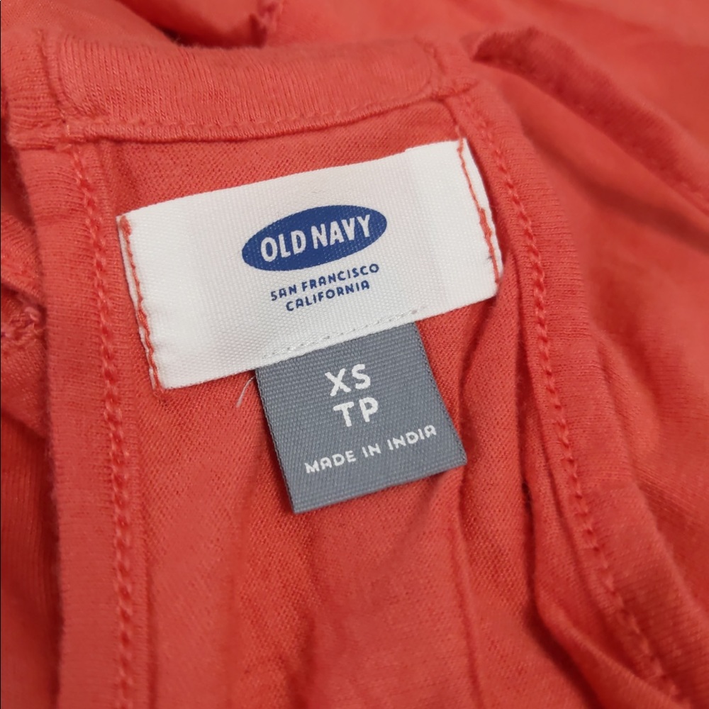 Bundle of Old Navy top & Forever21 Shorts - Picture 6 of 14